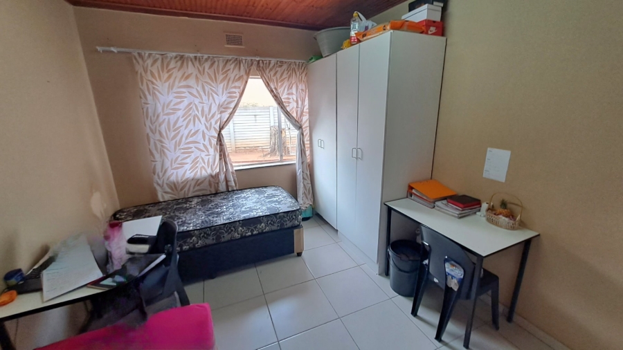 7 Bedroom Property for Sale in Universitas Free State